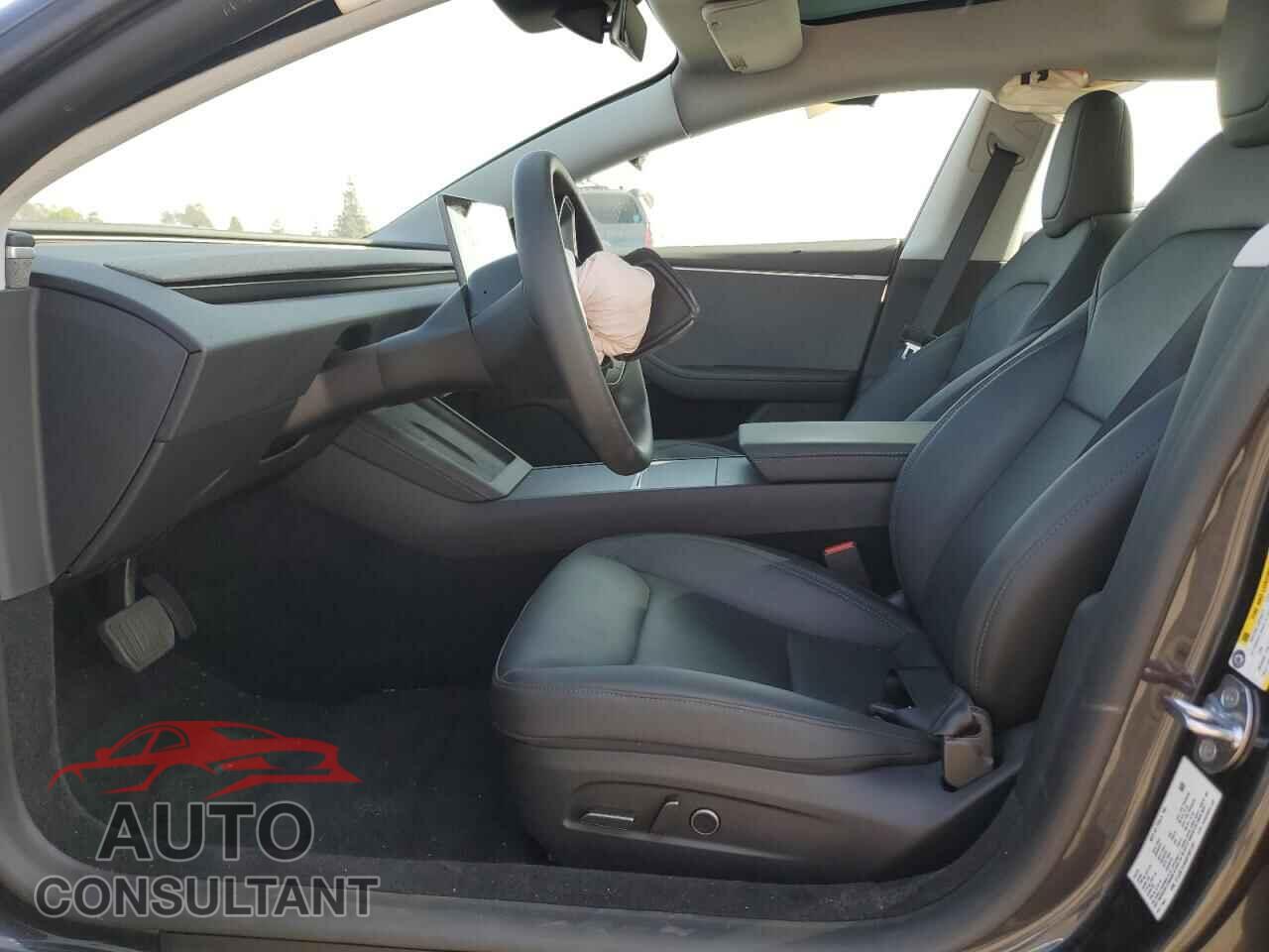 TESLA MODEL 3 2025 - 5YJ3E1EA8SF991281