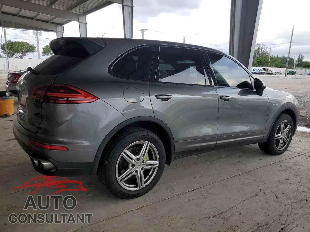 PORSCHE CAYENNE 2016 - WP1AE2A21GLA18306