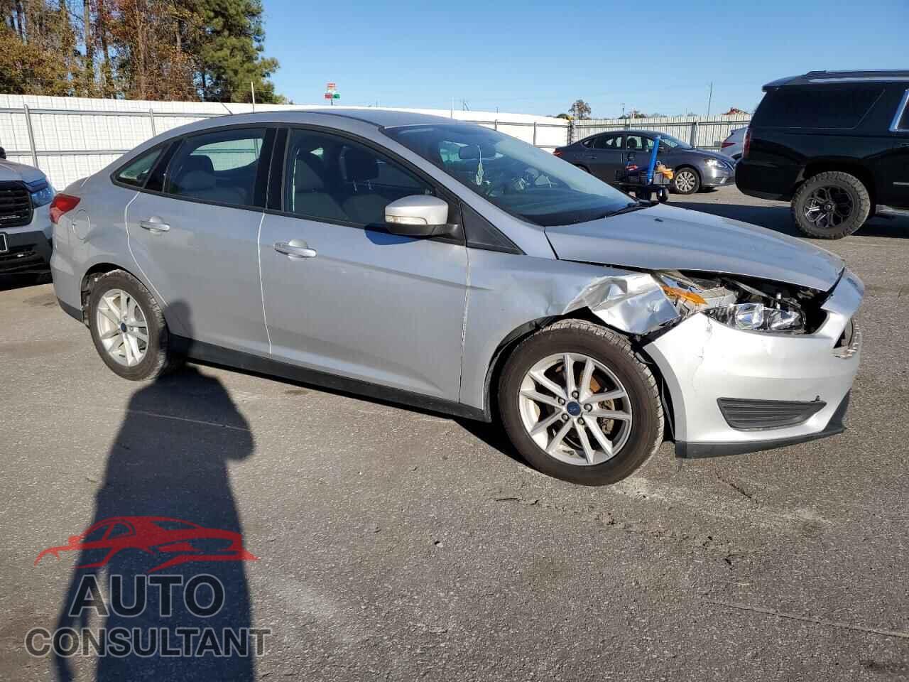 FORD FOCUS 2017 - 1FADP3F22HL336594