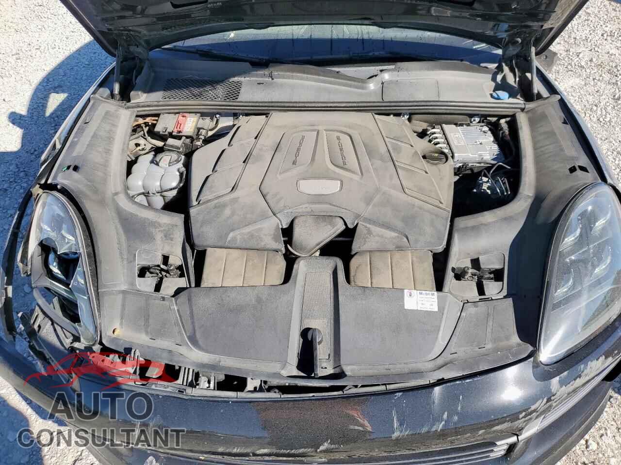 PORSCHE CAYENNE 2020 - WP1AA2AY0LDA08435