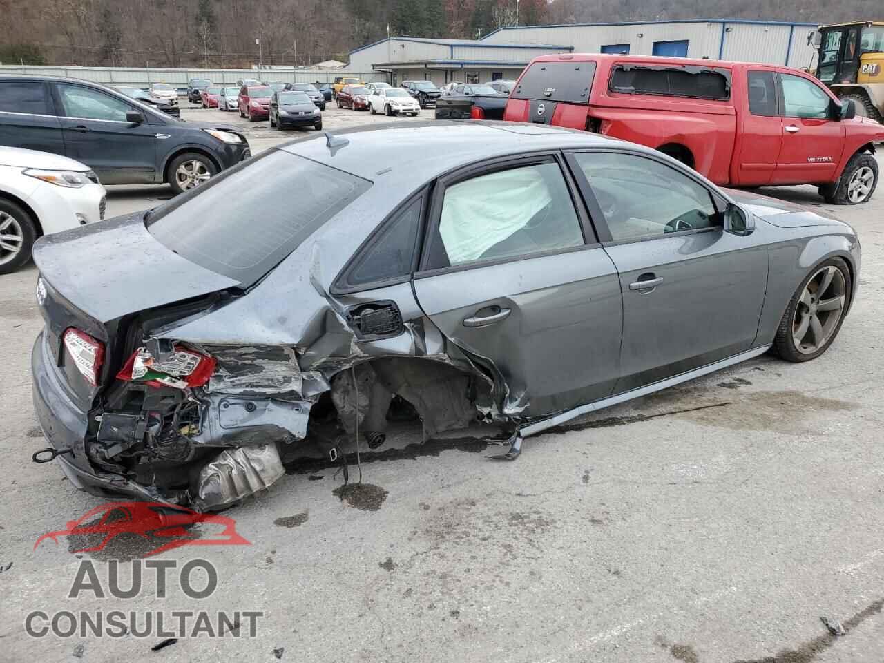 AUDI S4/RS4 2012 - WAUMGAFL2CA116557