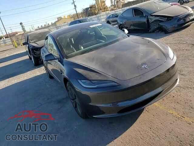TESLA MODEL 3 2025 - 5YJ3E1EA3SF019555