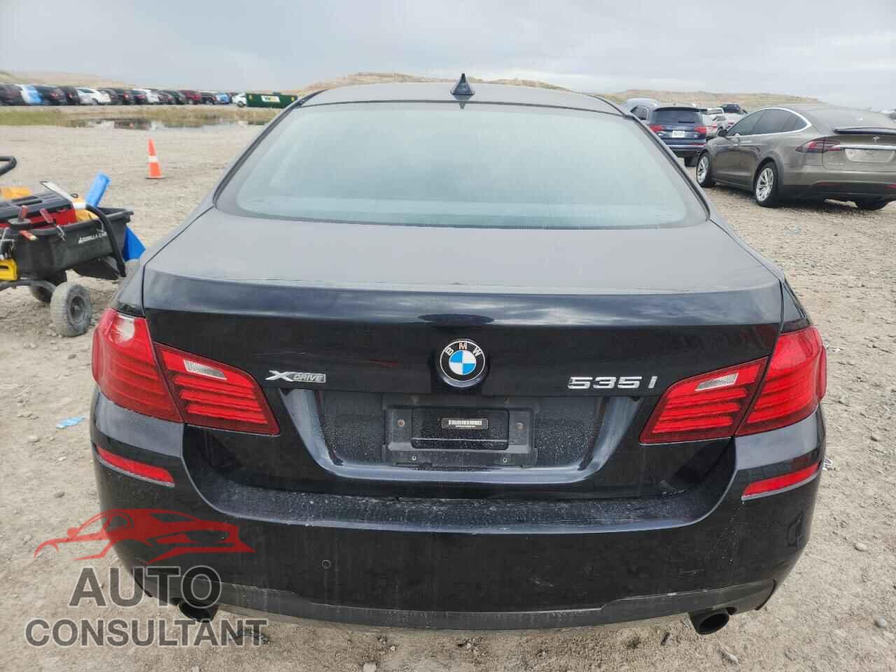 BMW 5 SERIES 2014 - WBA5B3C56ED537865