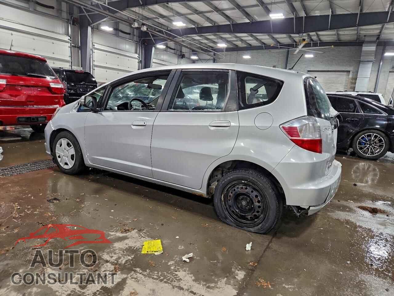 HONDA FIT 2012 - JHMGE8H33CC028471