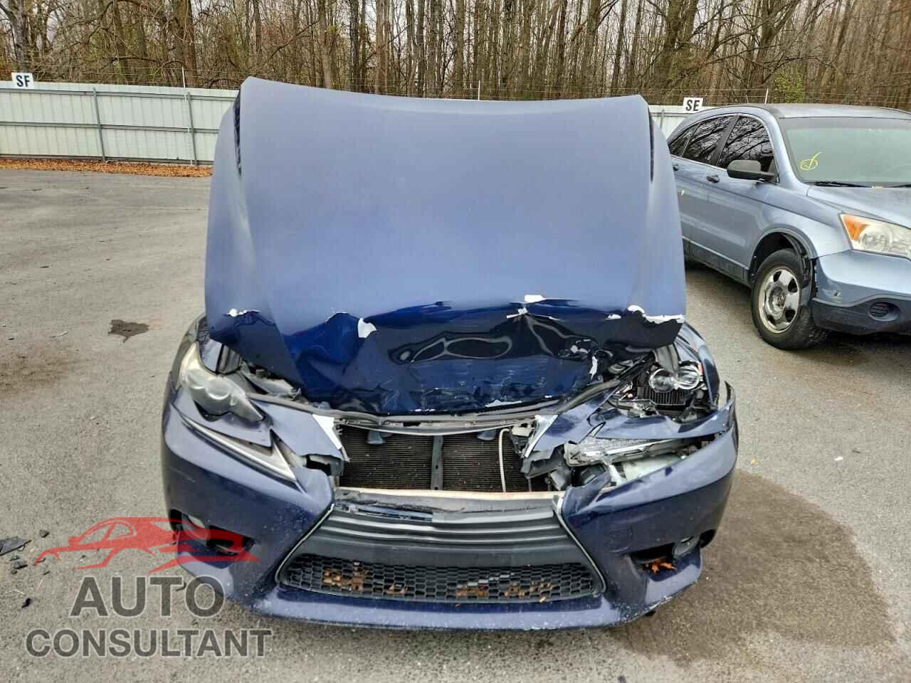 LEXUS IS 2014 - JTHCF1D21E5008694