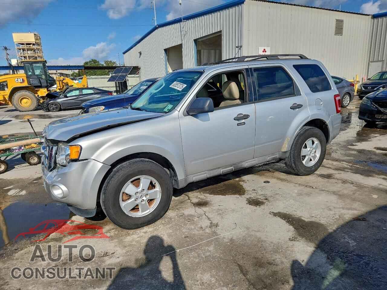 FORD ESCAPE 2010 - 1FMCU0D77AKC87900