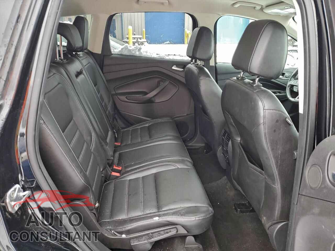 FORD ESCAPE 2017 - 1FMCU9JD8HUE57033