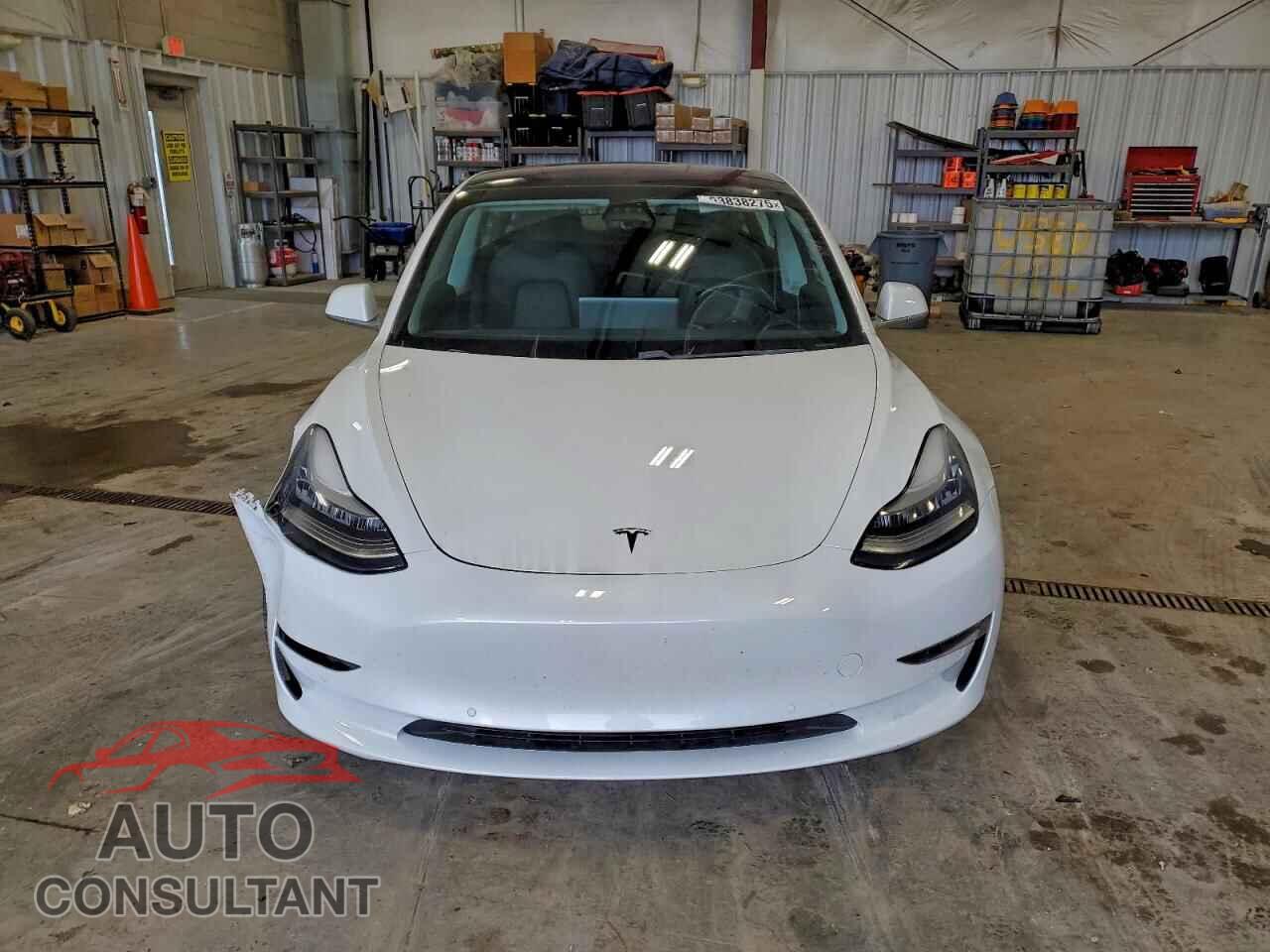 TESLA MODEL 3 2018 - 5YJ3E1EB0JF182560