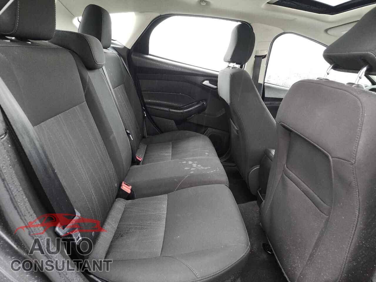 FORD FOCUS 2017 - 1FADP3M22HL309768