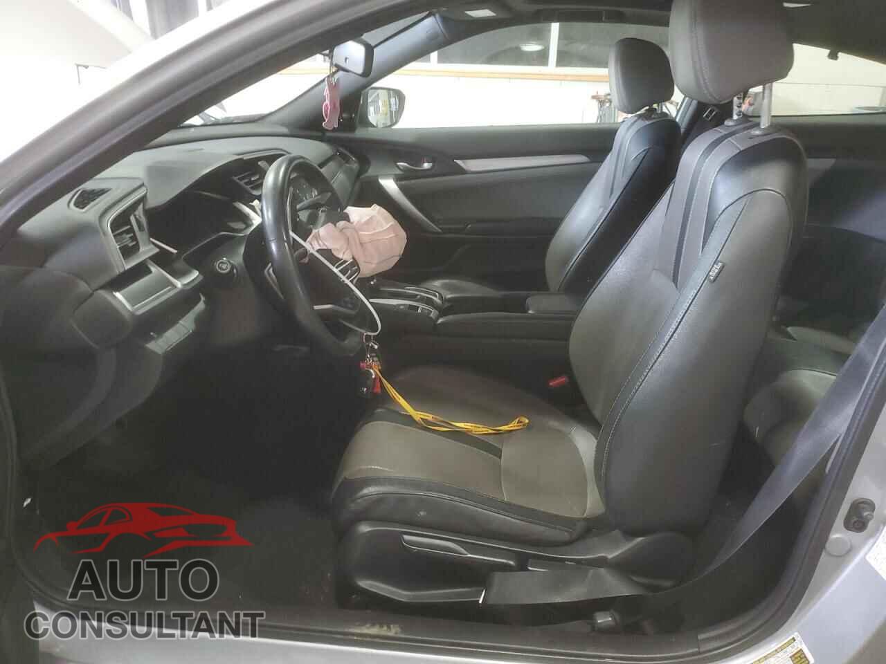 HONDA CIVIC 2017 - 2HGFC3B79HH357425