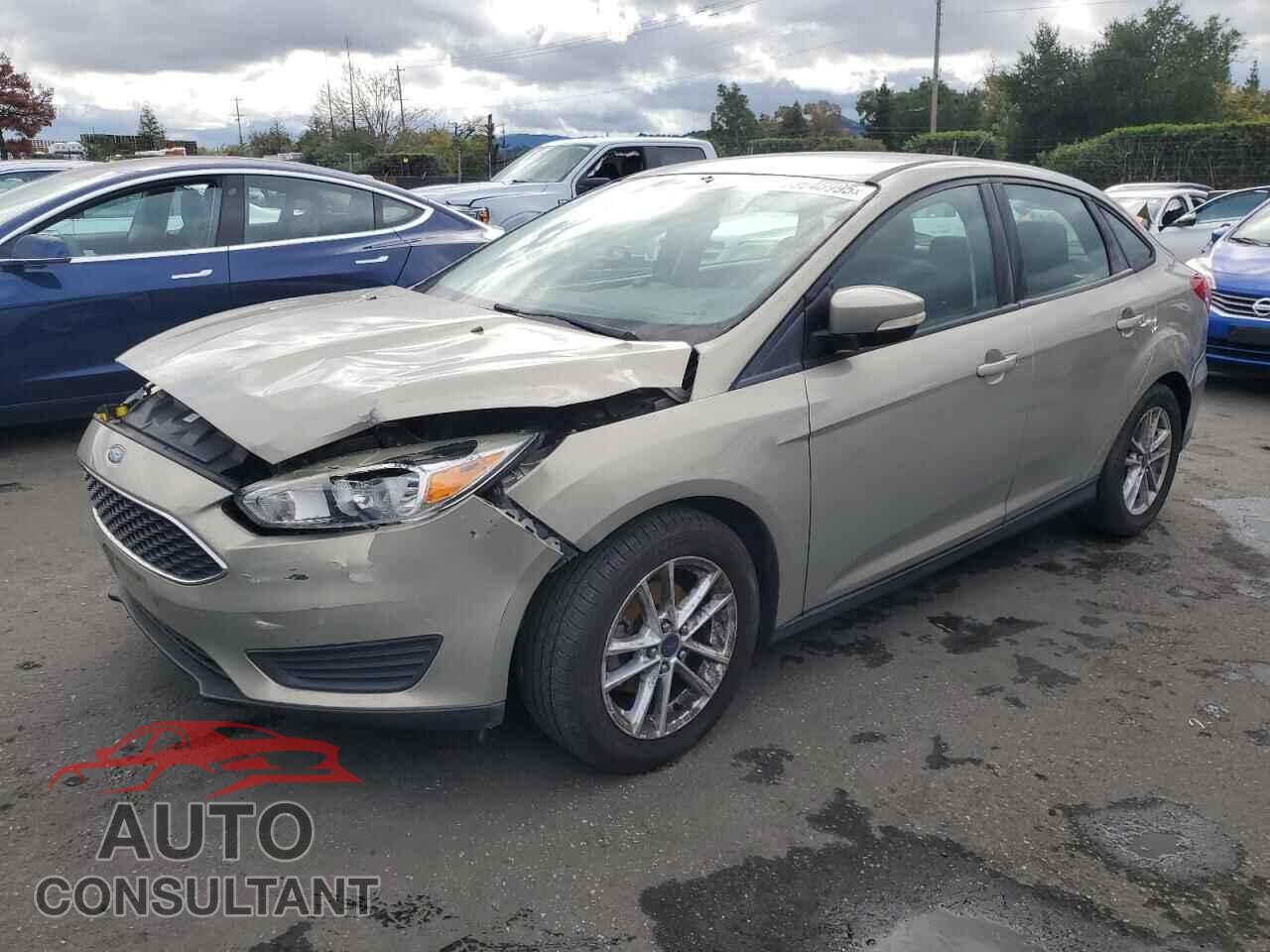 FORD FOCUS 2015 - 1FADP3F25FL275643