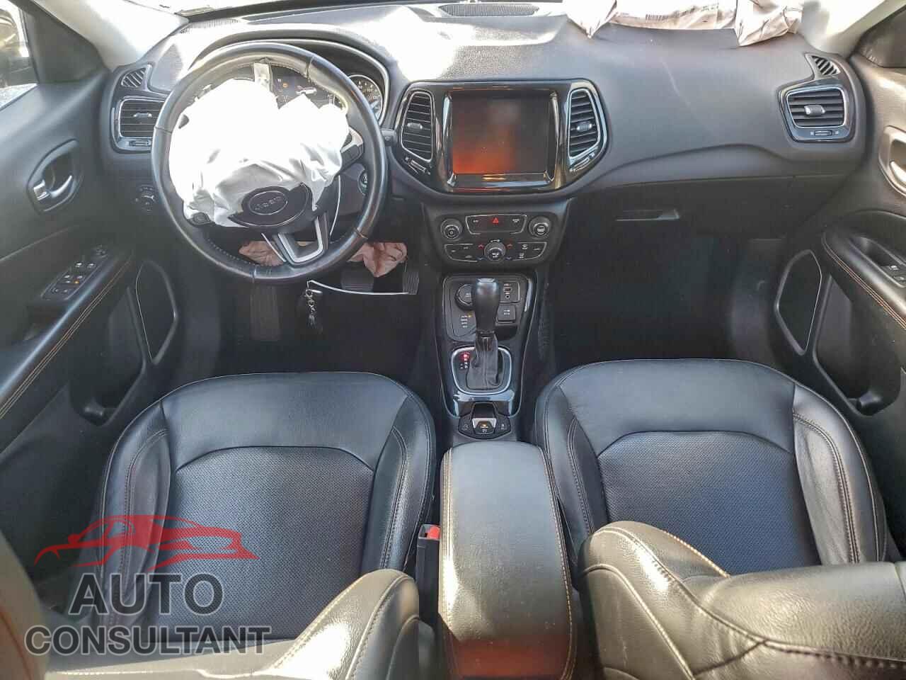 JEEP COMPASS 2020 - 3C4NJDCB2LT138864