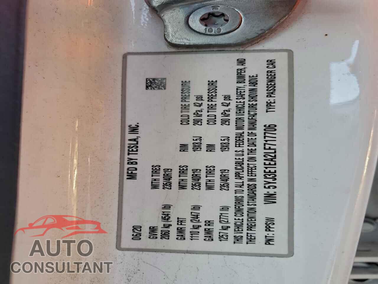 TESLA MODEL 3 2020 - 5YJ3E1EA2LF717706