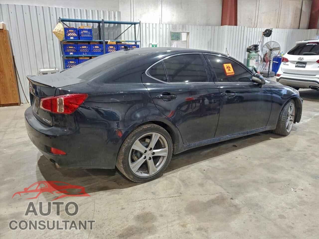 LEXUS IS 2011 - JTHBF5C29B5150548
