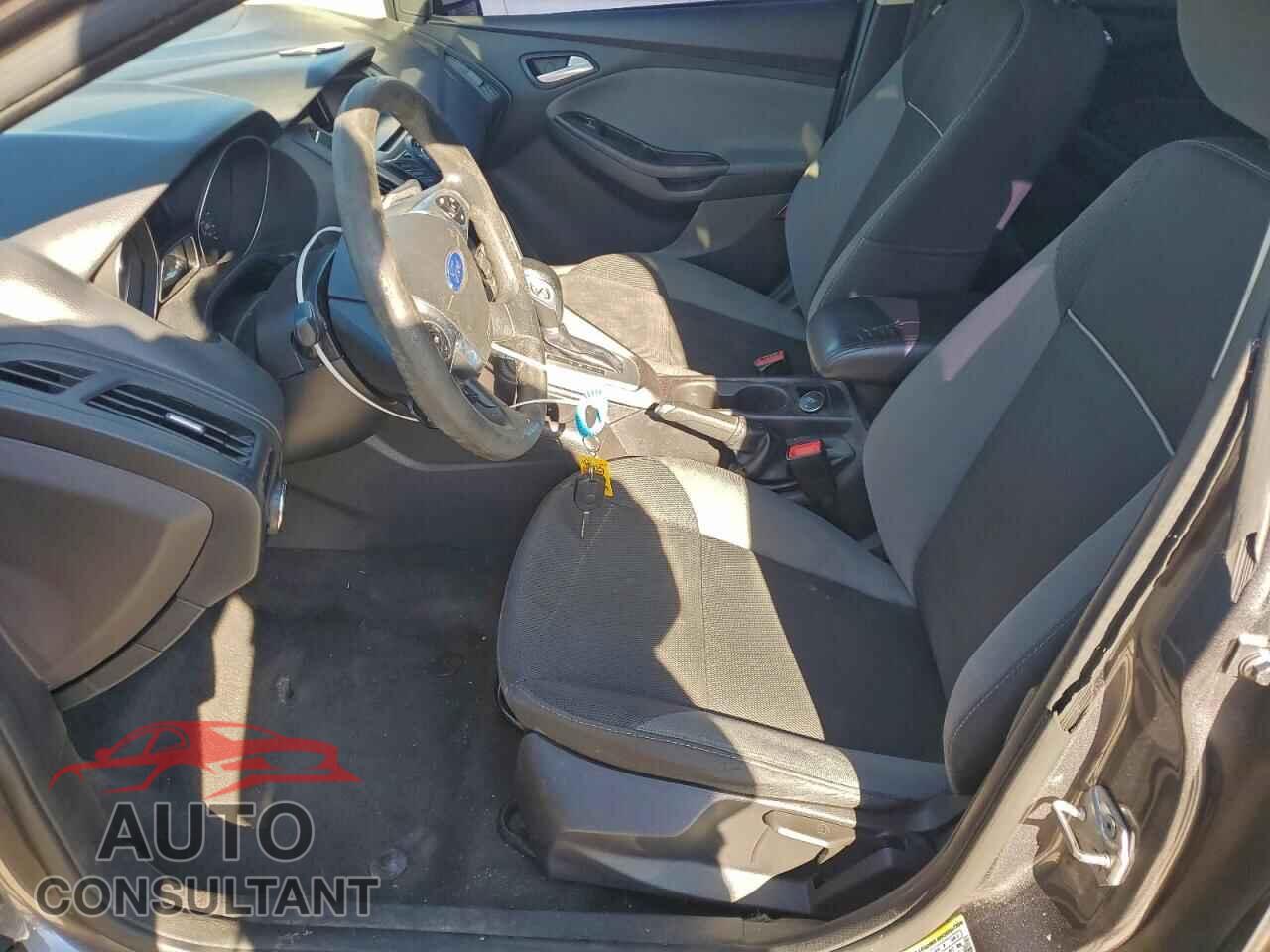 FORD FOCUS 2014 - 1FADP3F27EL429249