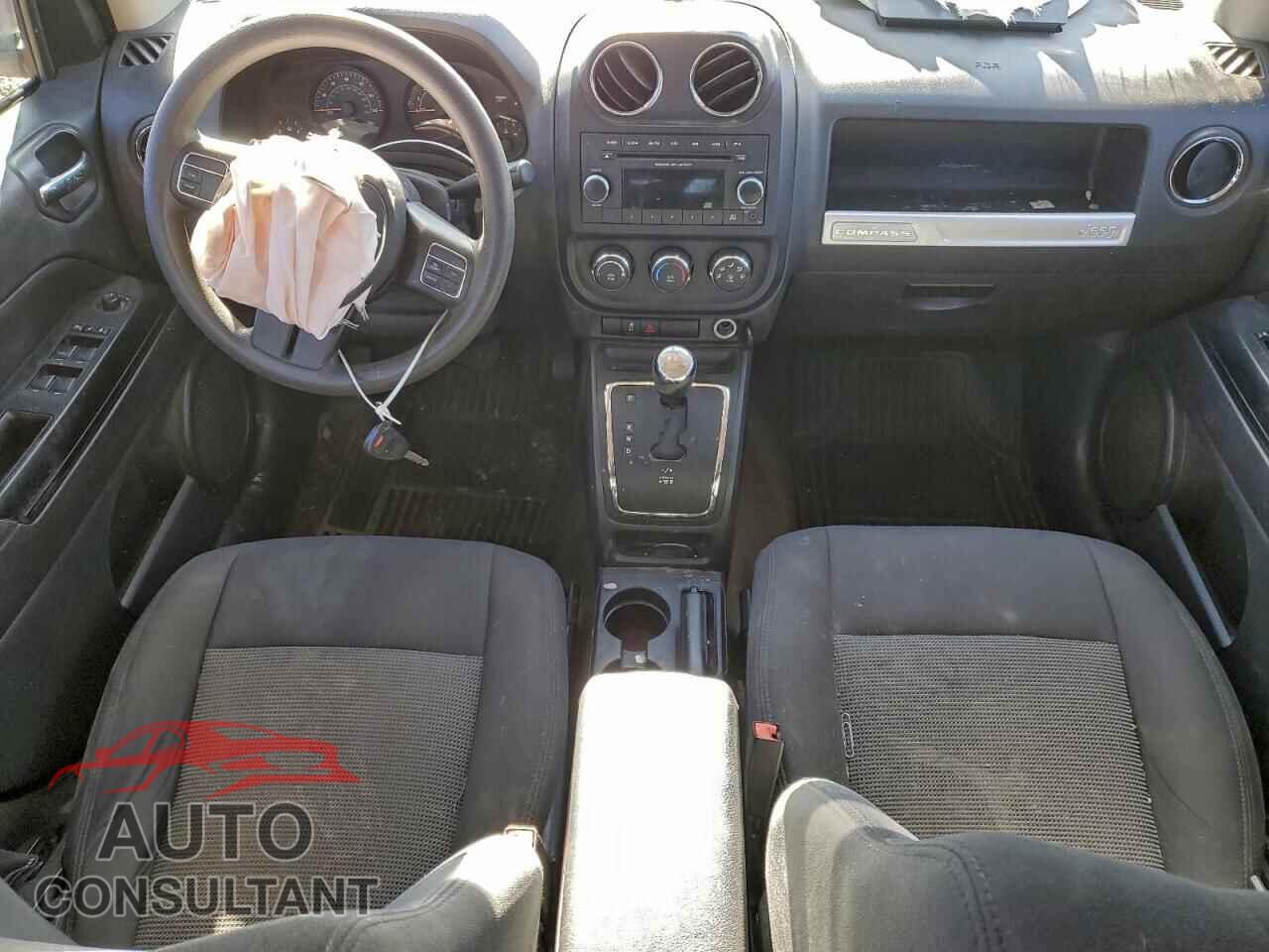 JEEP COMPASS 2015 - 1C4NJCBA7FD249777