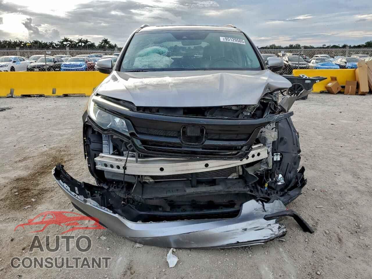 HONDA PILOT 2021 - 5FNYF5H2XMB045992