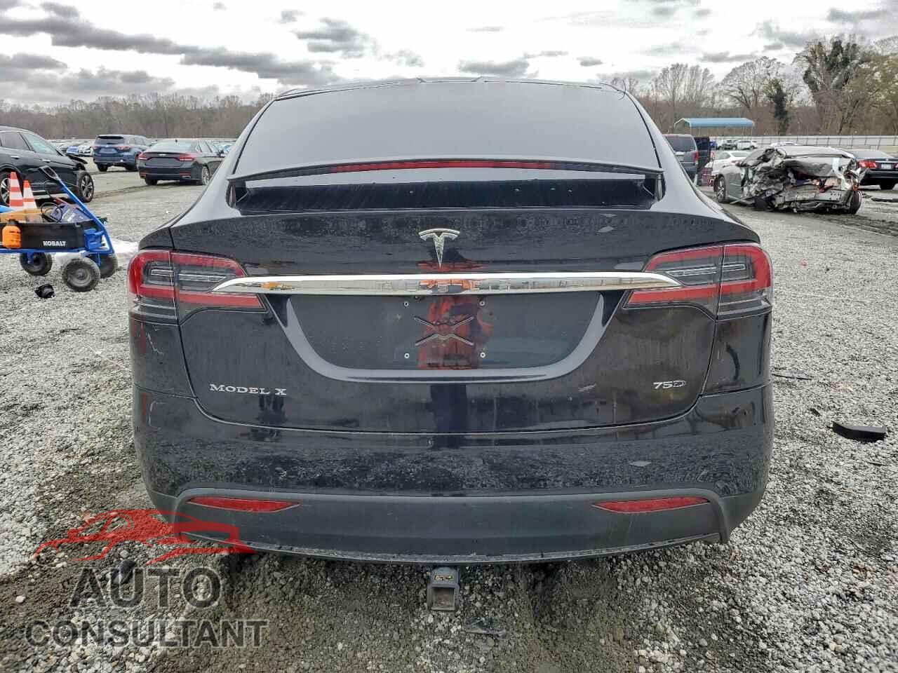TESLA MODEL X 2017 - 5YJXCDE20HF056783