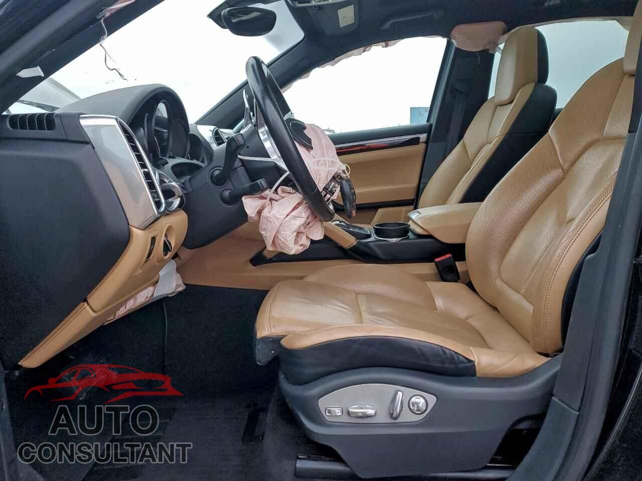 PORSCHE CAYENNE 2016 - WP1AF2A26GLA40525