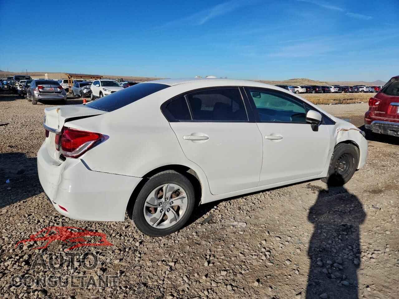 HONDA CIVIC 2015 - 19XFB2F53FE229632