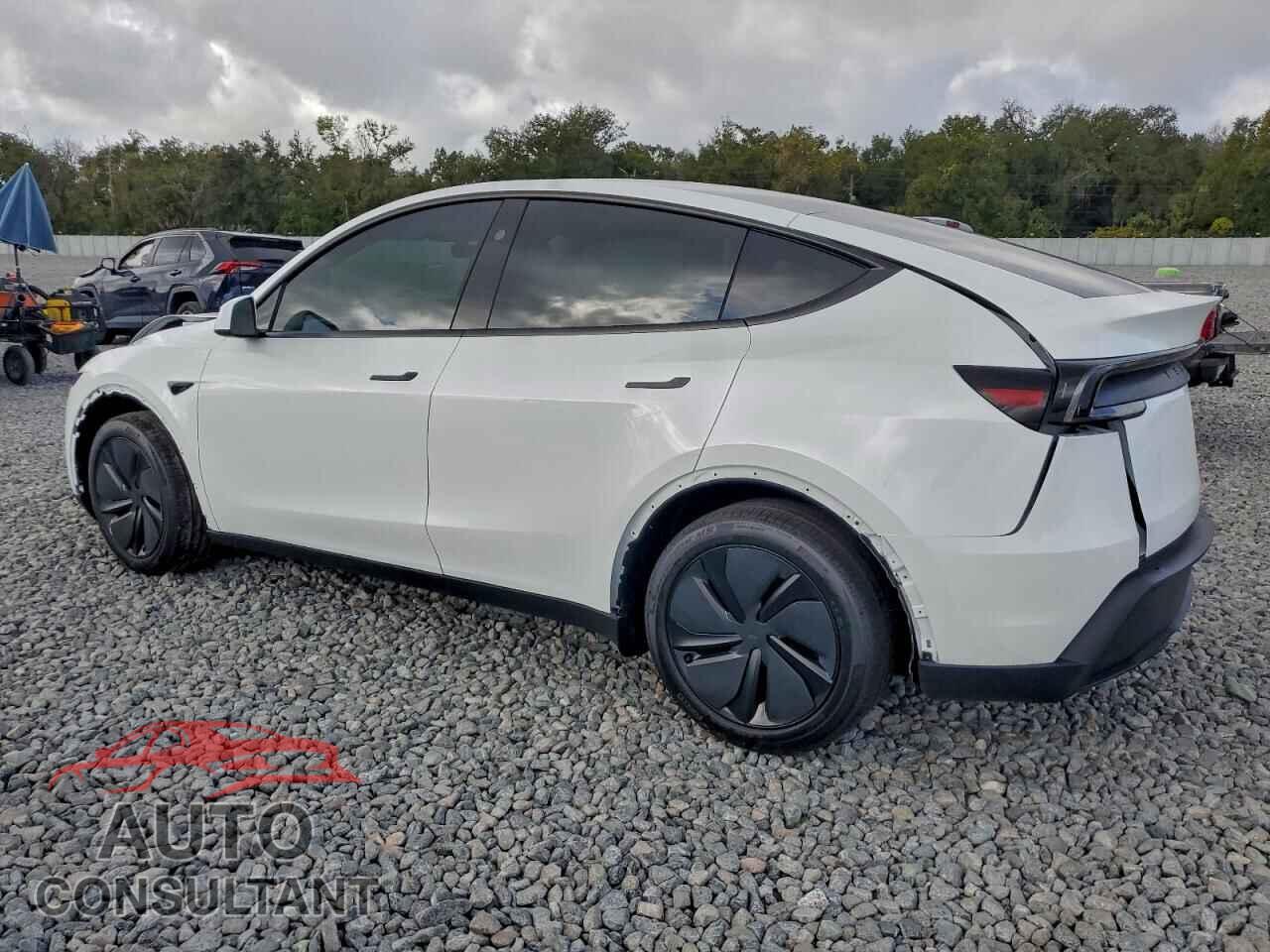 TESLA MODEL Y 2026 - 7SAYGDED7TA497782