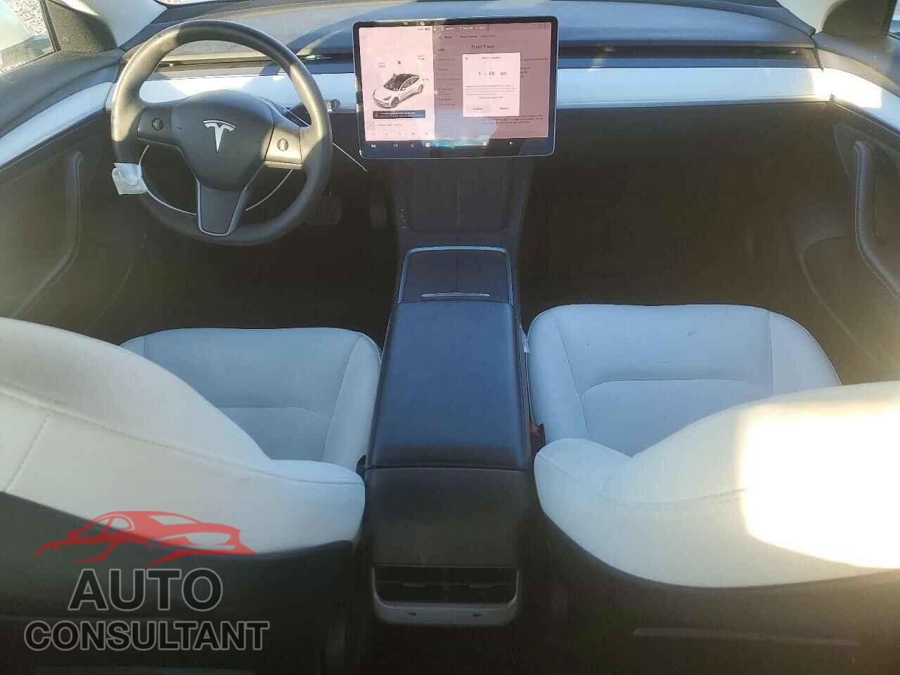 TESLA MODEL 3 2021 - 5YJ3E1EB2MF999372