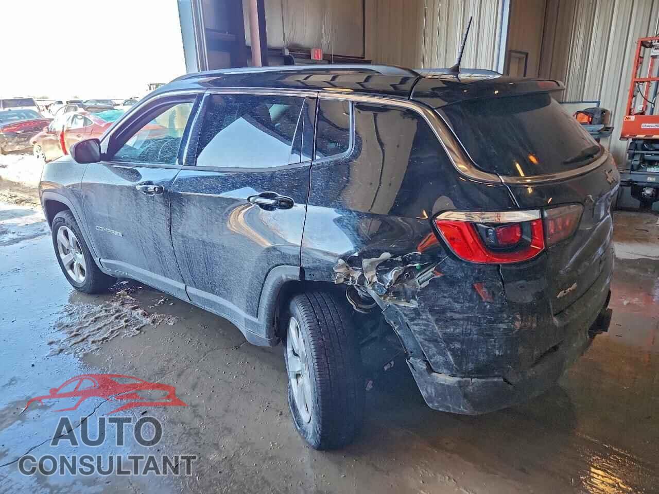 JEEP COMPASS 2018 - 3C4NJDBB3JT350235