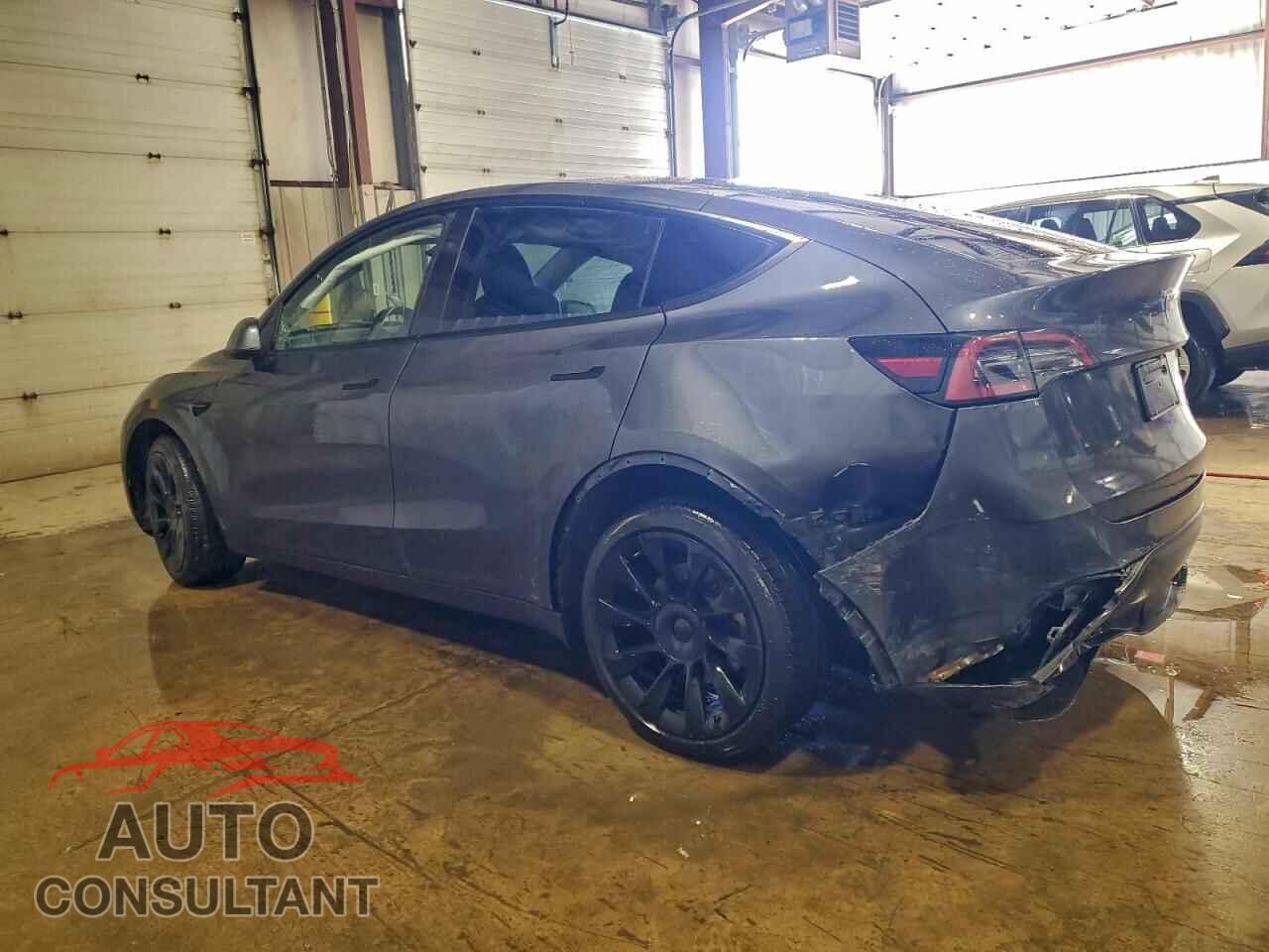 TESLA MODEL Y 2023 - 7SAYGDEEXPF852462