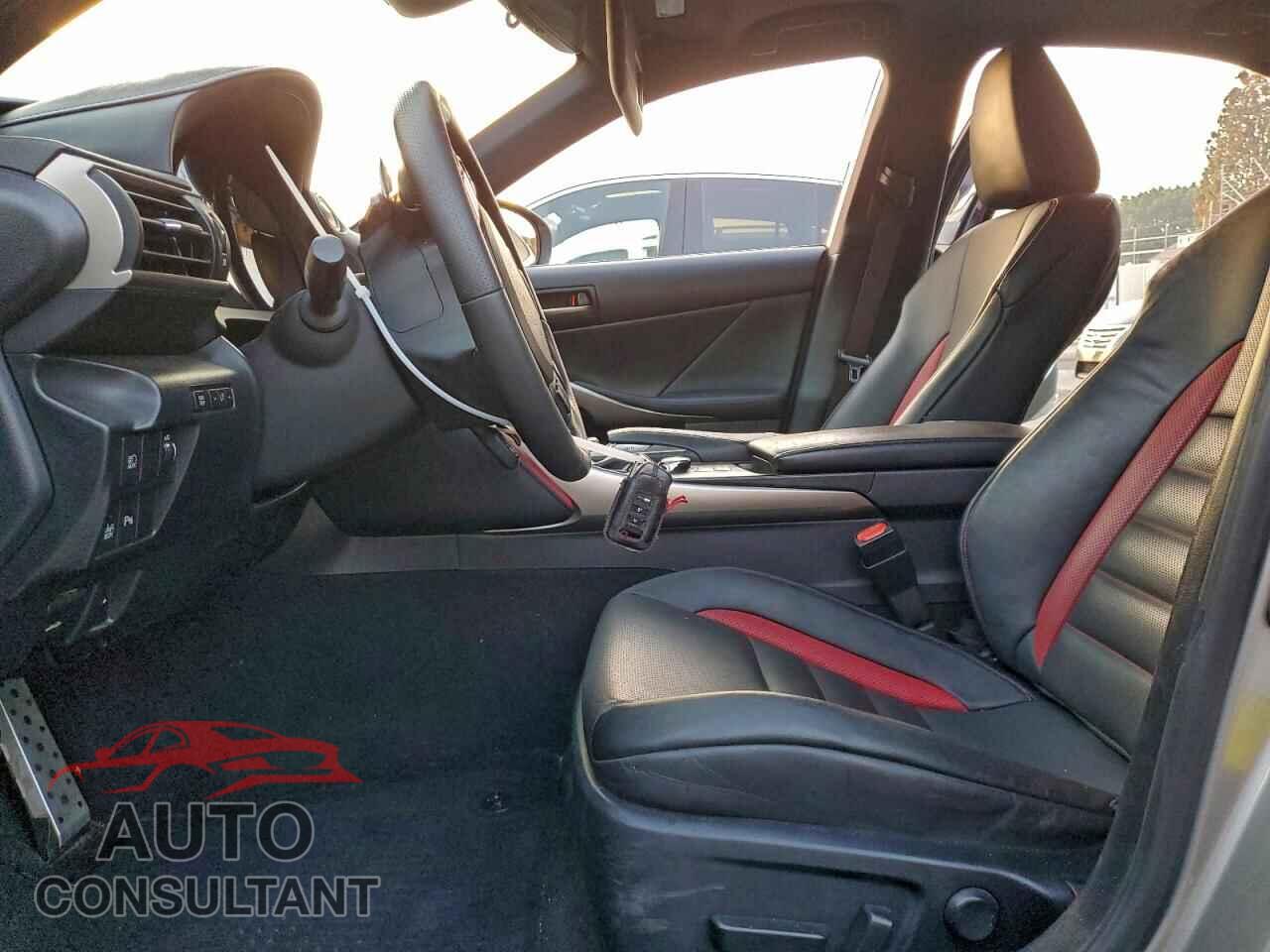 LEXUS IS 2019 - JTHBA1D22K5098184