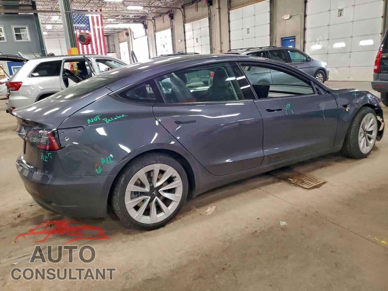 TESLA MODEL 3 2021 - 5YJ3E1EAXMF922143