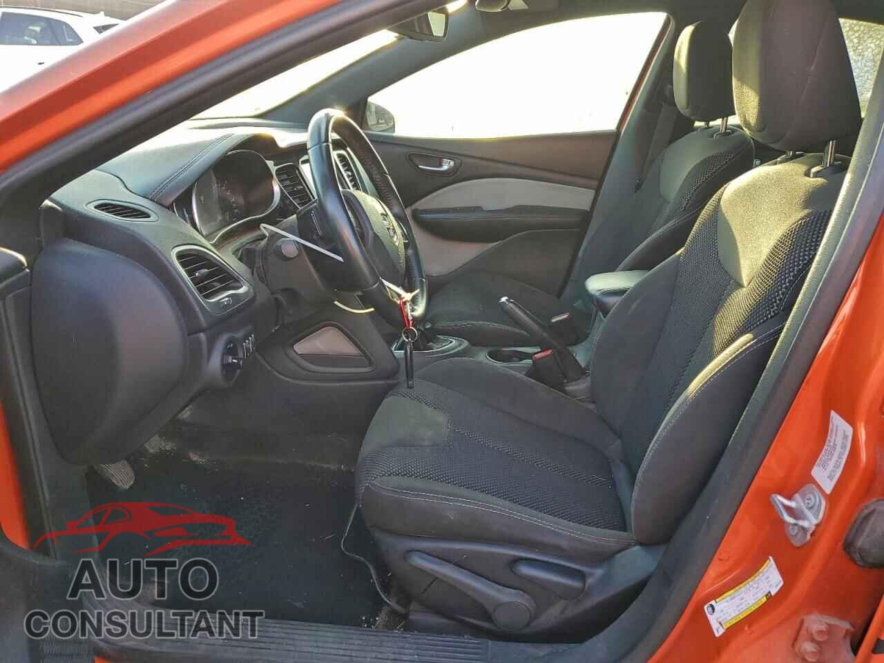 DODGE DART 2015 - 1C3CDFBB7FD352503