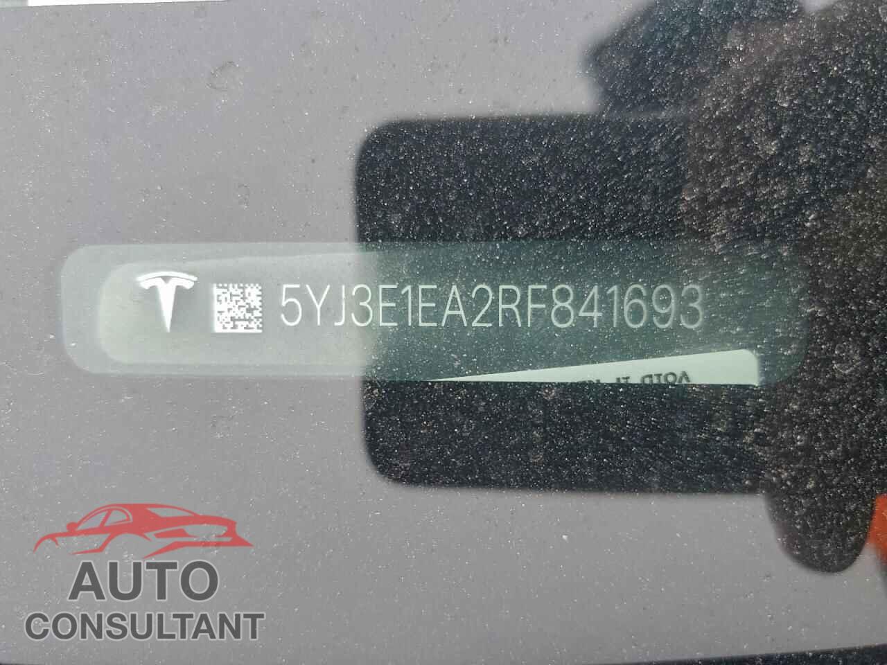 TESLA MODEL 3 2024 - 5YJ3E1EA2RF841693