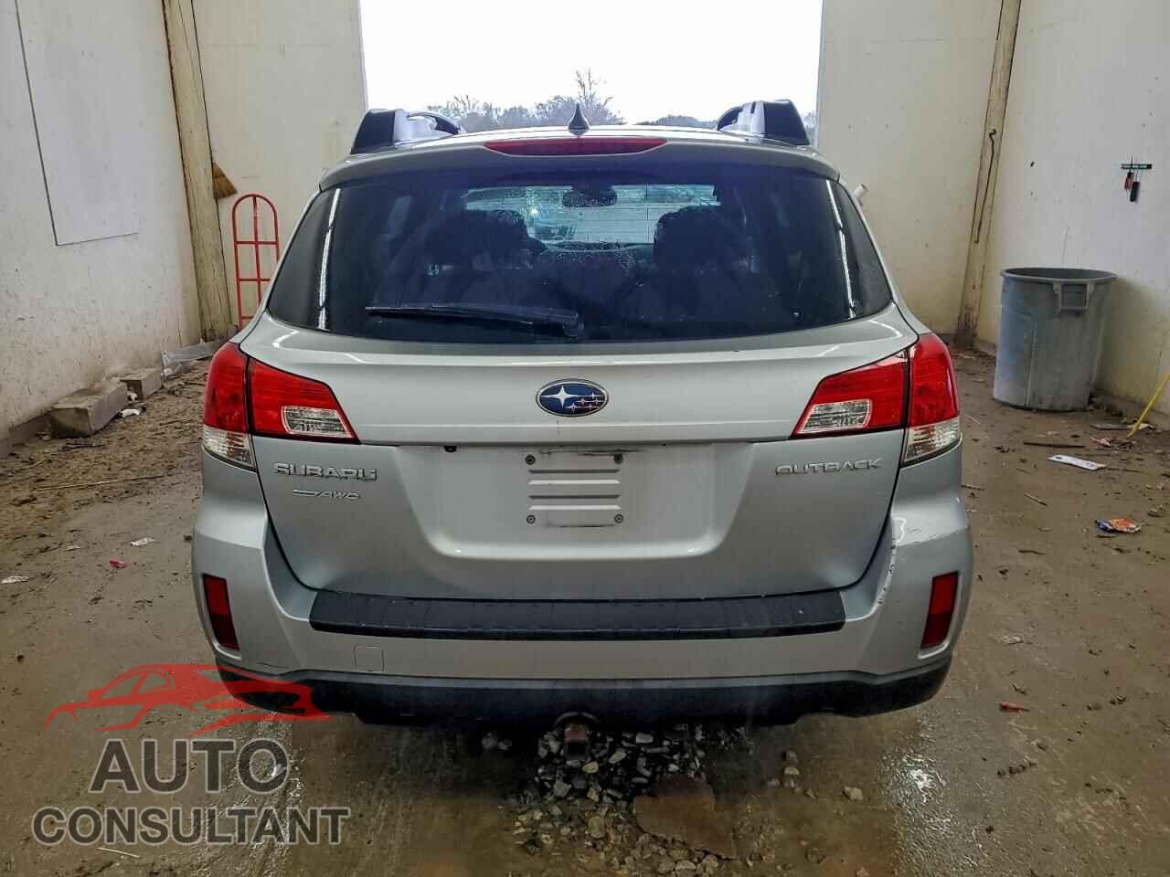 SUBARU OUTBACK 2013 - 4S4BRCHC8D3214474