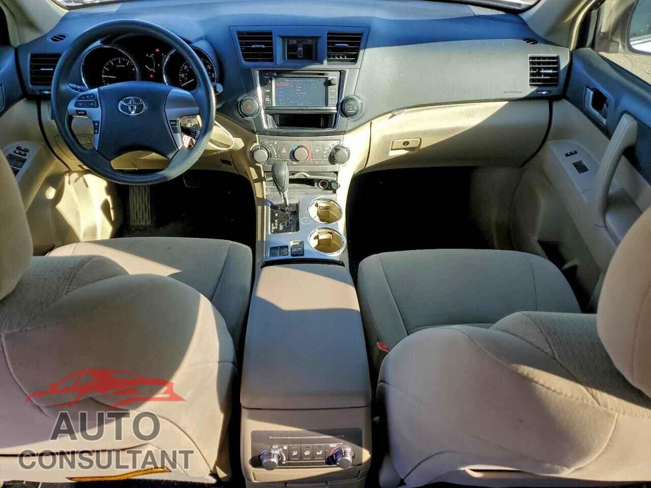TOYOTA HIGHLANDER 2013 - 5TDZA3EH8DS035862