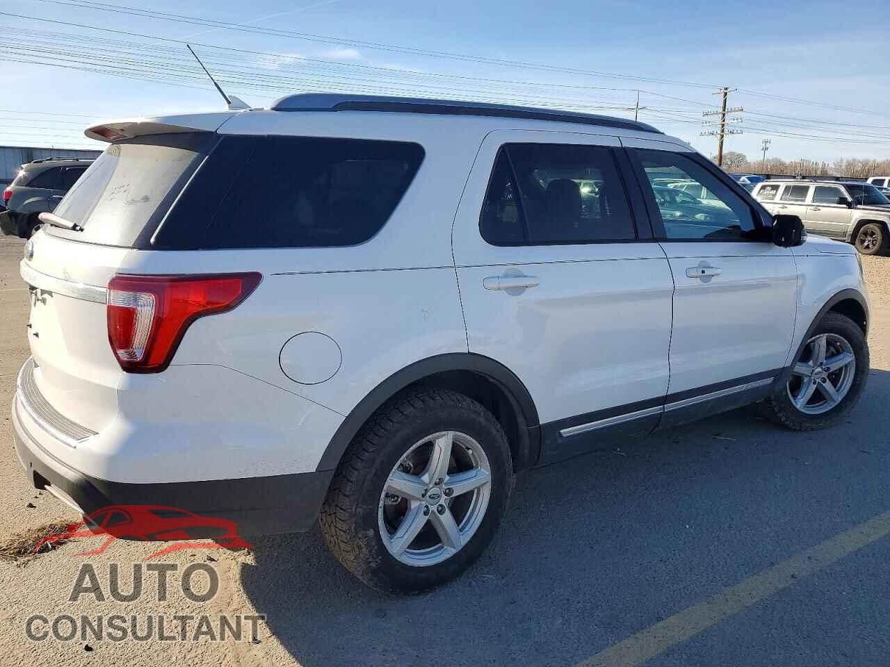 FORD EXPLORER 2018 - 1FM5K7D88JGC54357
