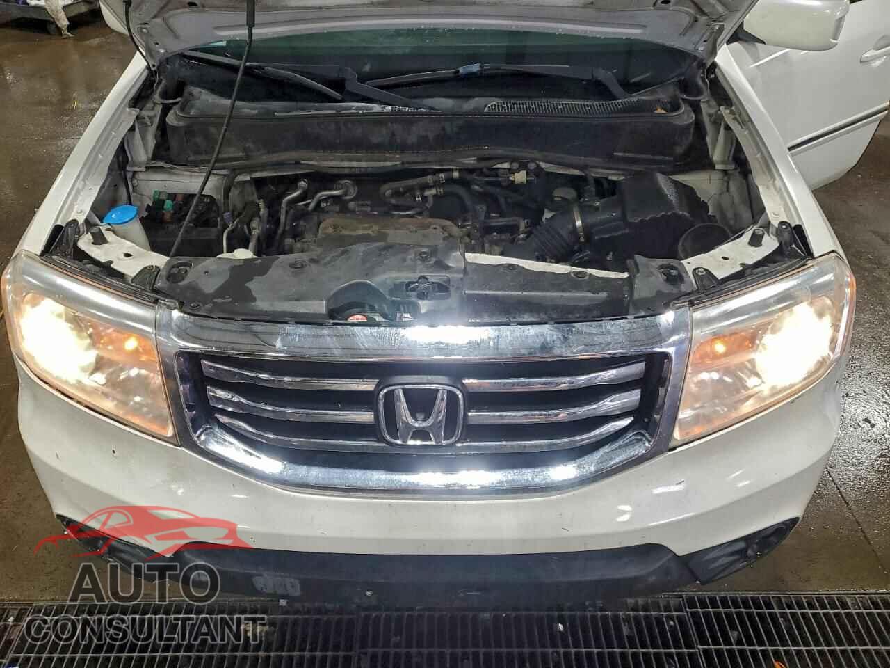 HONDA PILOT 2012 - 5FNYF4H97CB063632