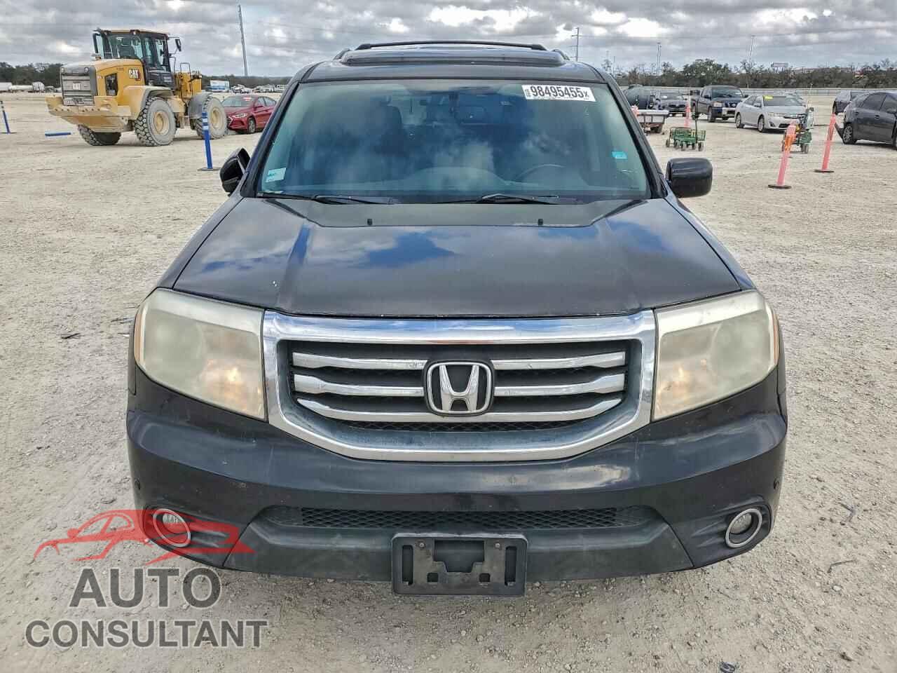 HONDA PILOT 2014 - 5FNYF3H96EB001572