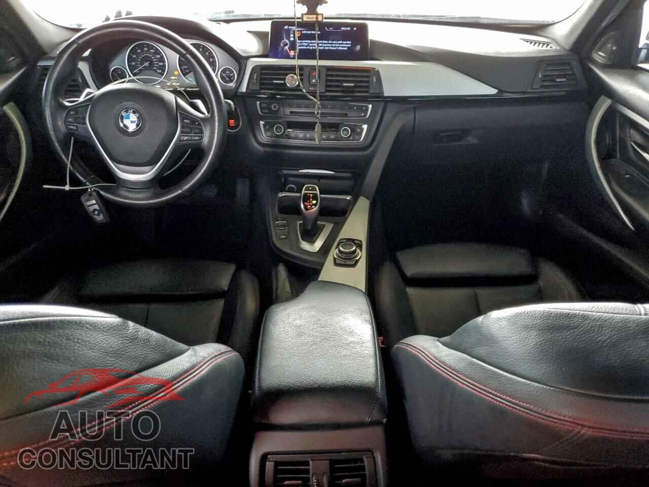 BMW 1 SERIES 2013 - WBA3F9C59DF145271