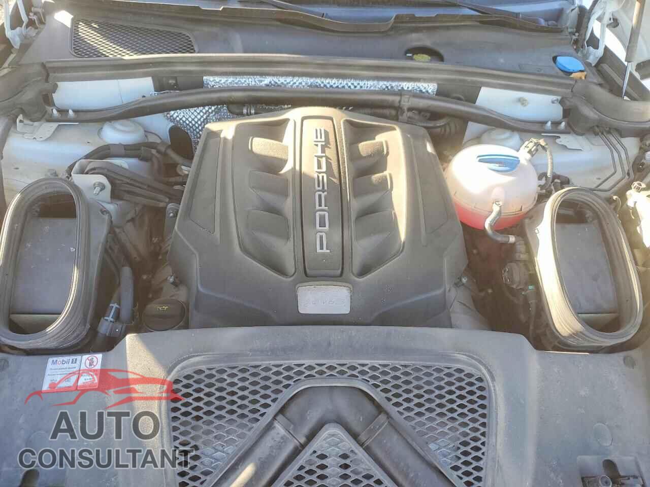 PORSCHE MACAN 2018 - WP1AB2A52JLB38707