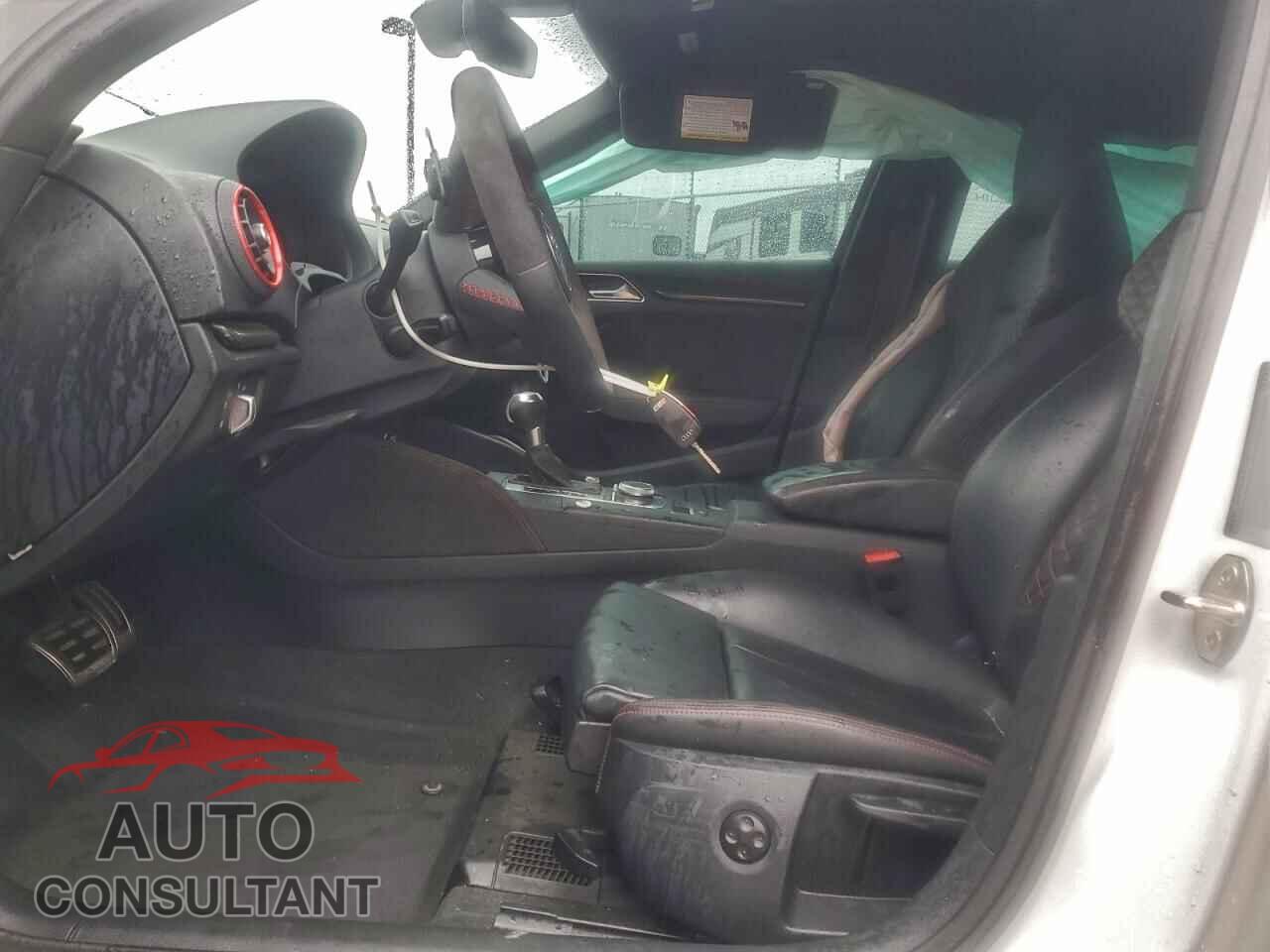 AUDI RS3 2018 - WUABWGFF7J1904955