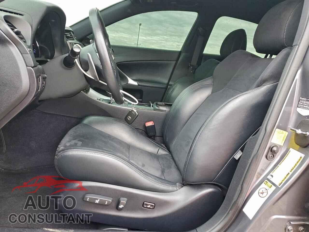 LEXUS IS 2012 - JTHBF5C25C5169955