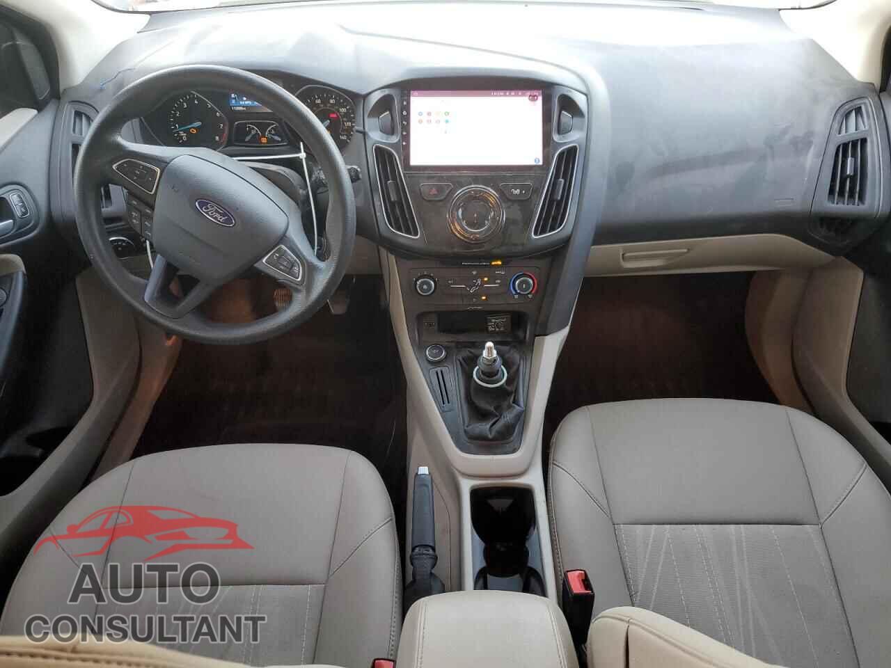 FORD FOCUS 2016 - 1FADP3K22GL379465