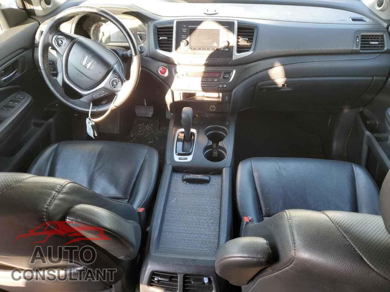 HONDA RIDGELINE 2017 - 5FPYK3F56HB004835