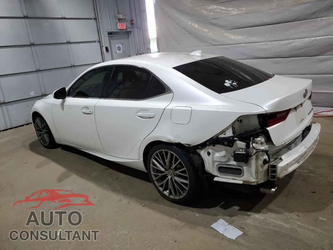 LEXUS IS 2015 - JTHCF1D20F5026251