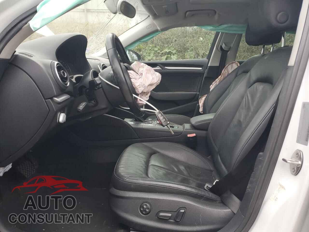 AUDI A3 2015 - WAUBFGFF9F1003295