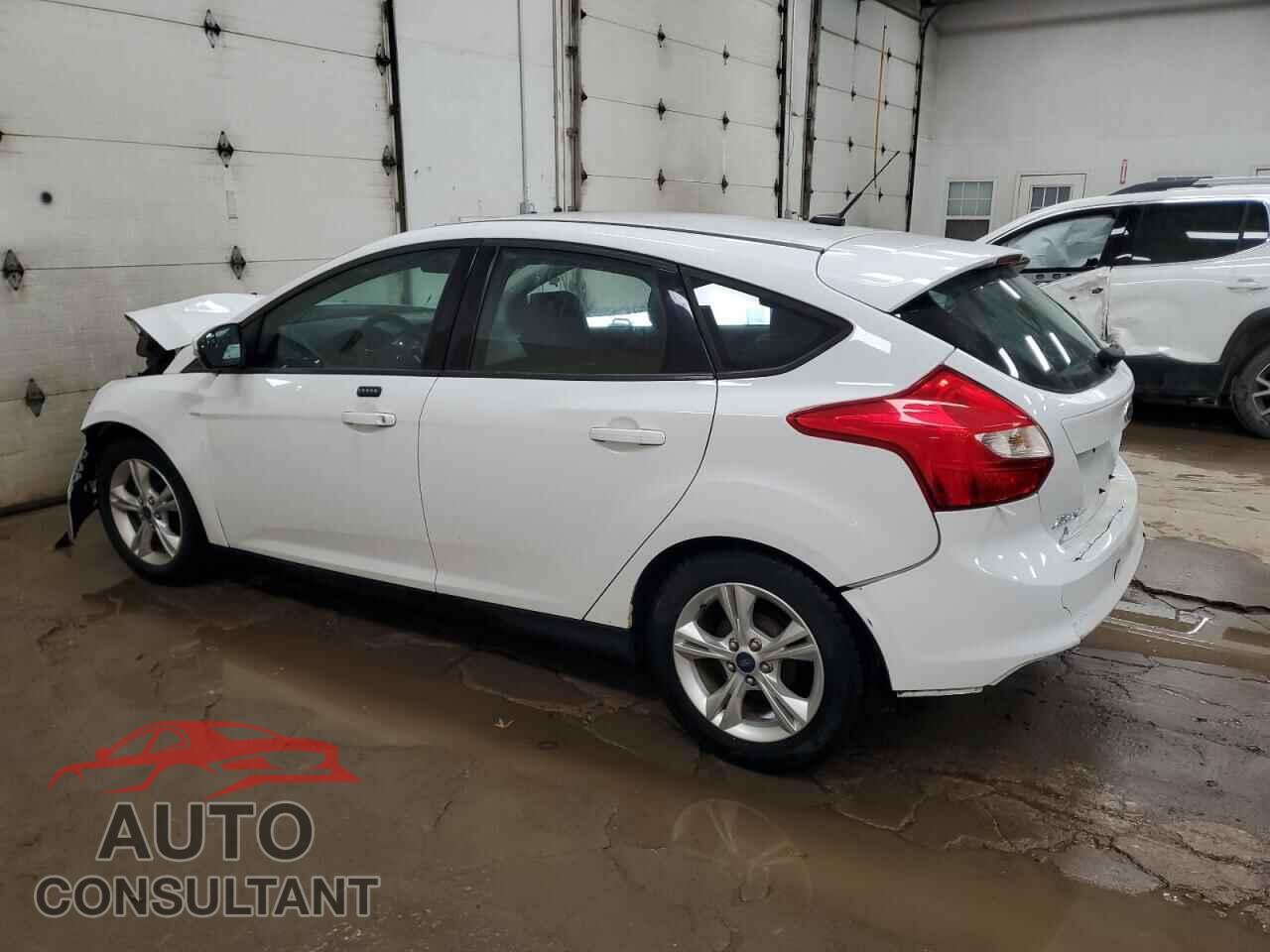 FORD FOCUS 2014 - 1FADP3K27EL348385