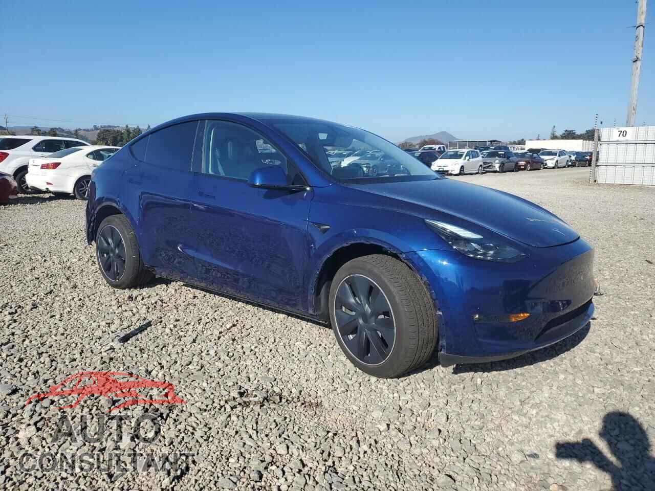 TESLA MODEL Y 2024 - 7SAYGDEEXRF032188