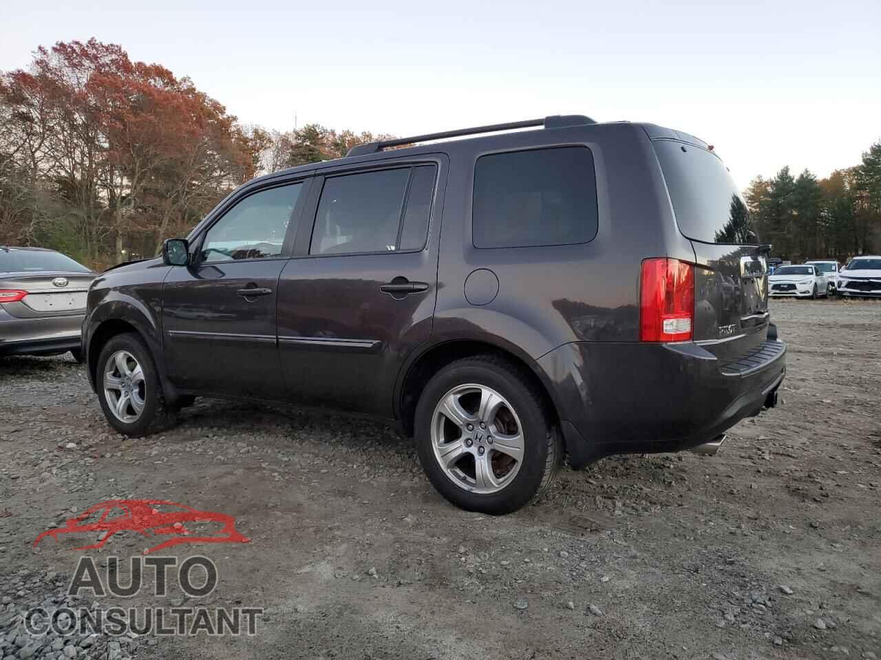 HONDA PILOT 2015 - 5FNYF4H74FB028811