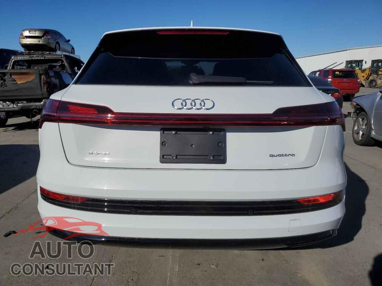 AUDI E-TRON 2021 - WA1AAAGE7MB007251