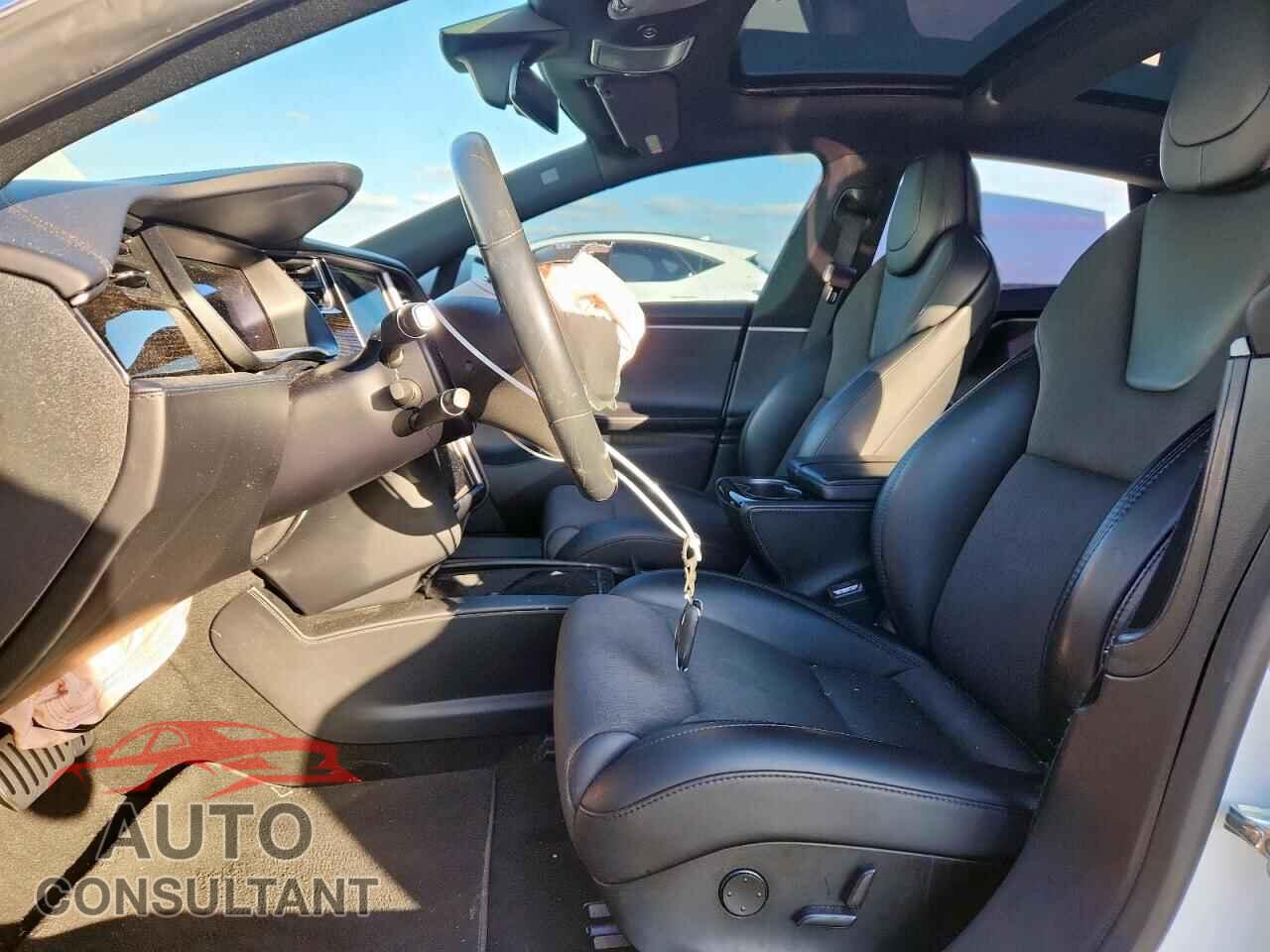 TESLA MODEL S 2018 - 5YJSA1E21JF254728
